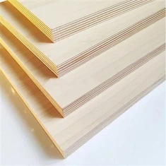 Rangli ko'p qatlamli kontrplak